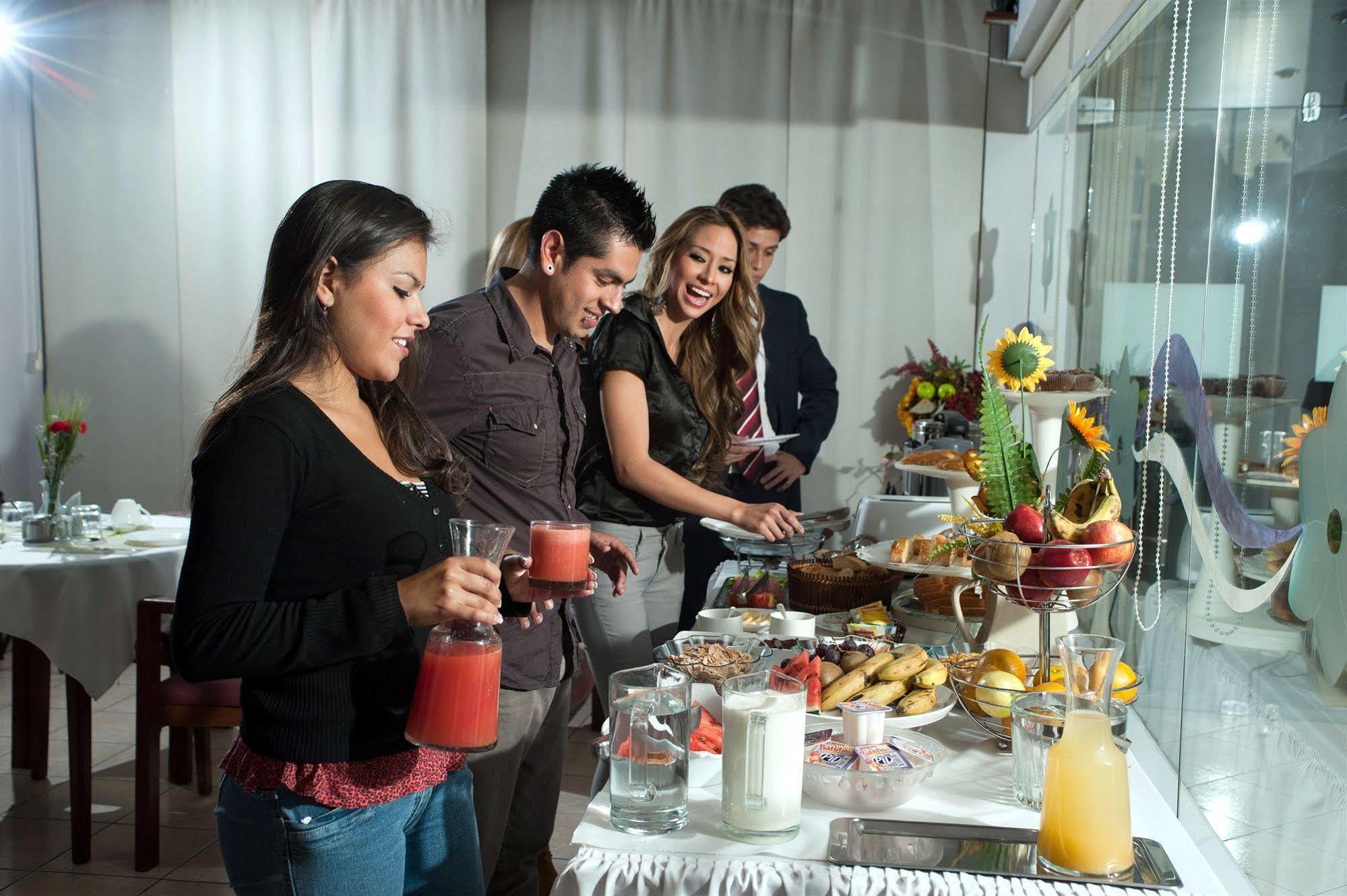 Apart Hotel Violettas Cochabamba Kültér fotó